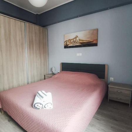Efrosini'S By The Sea Apartment Chalkís Kültér fotó