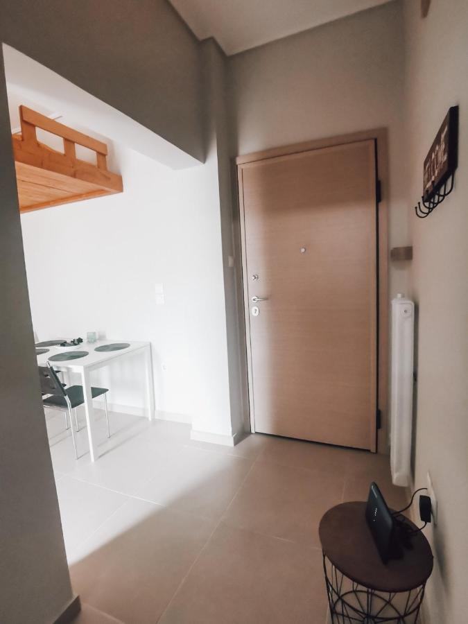 Efrosini'S By The Sea Apartment Chalkís Kültér fotó
