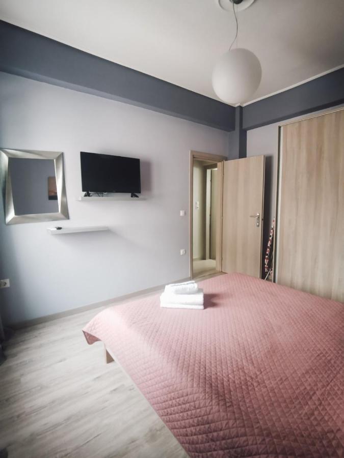Efrosini'S By The Sea Apartment Chalkís Kültér fotó